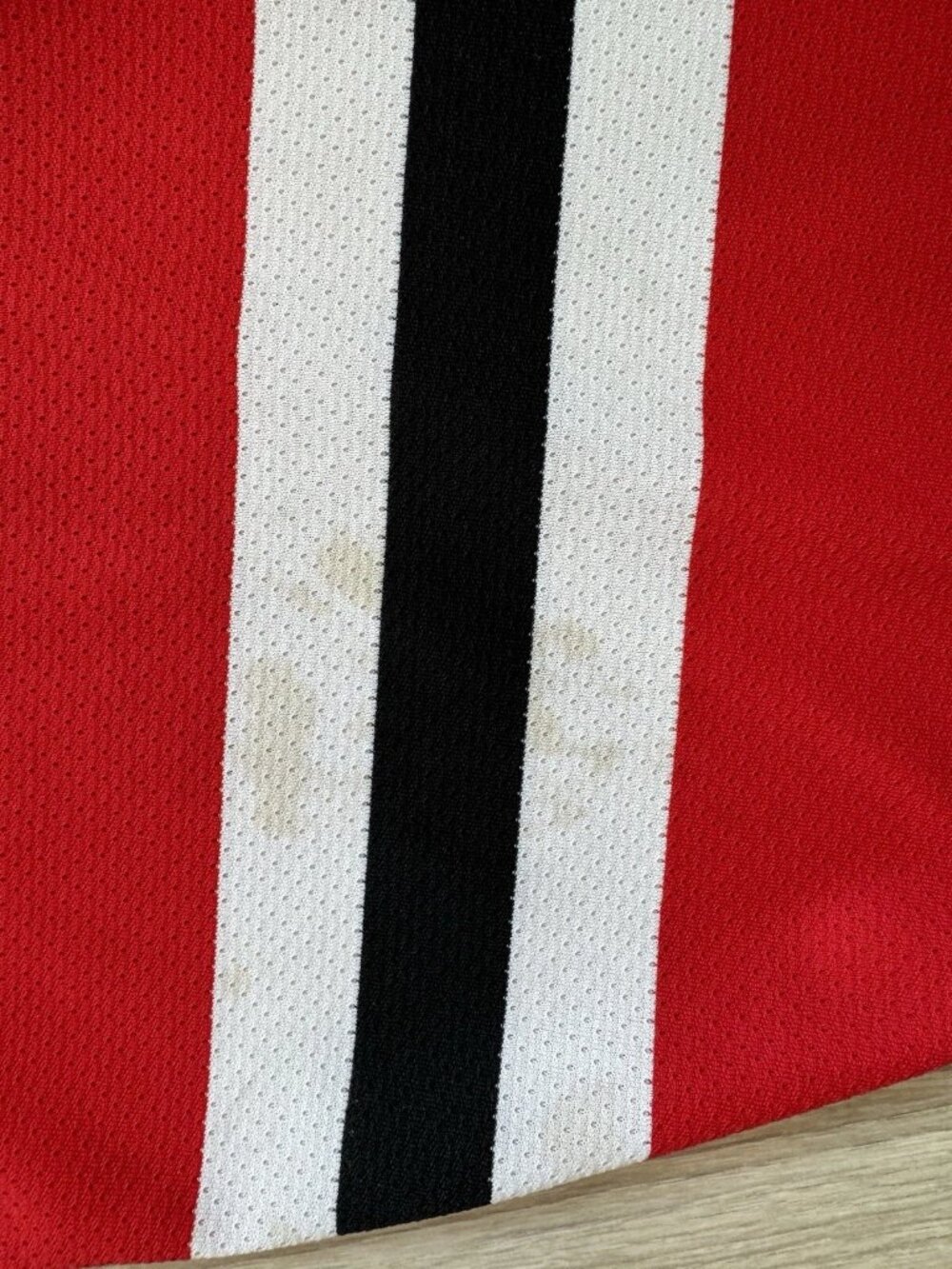 CCM Chicago Blackhawks Red Hockey Jersey L Made in Canada - Picture 10 of 10